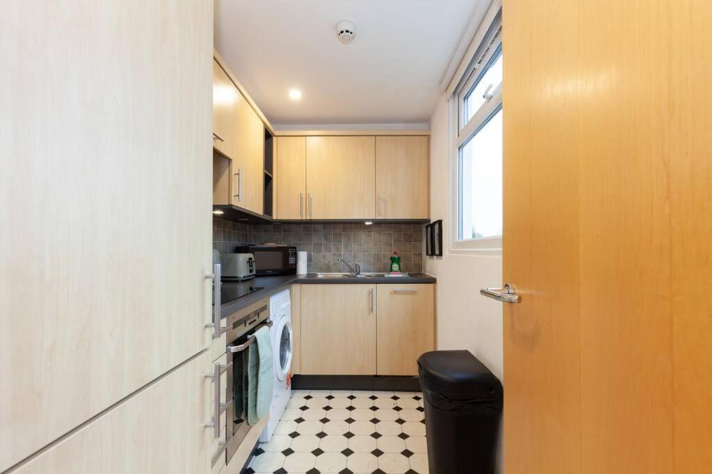 In The Heart Of The Centre, Live Like A Local Oxford