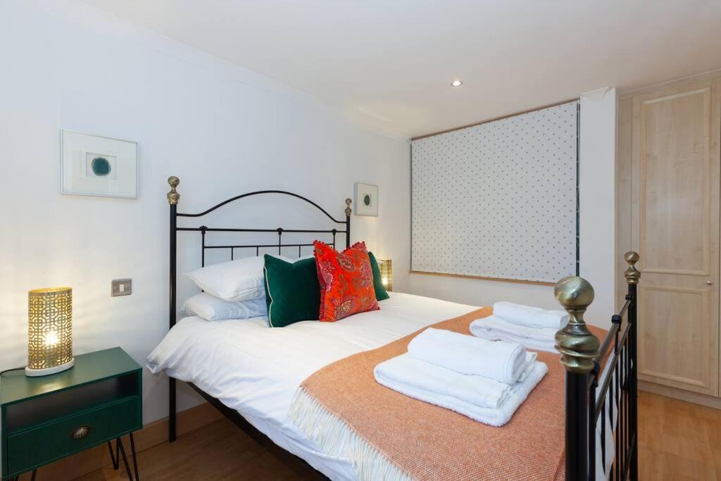 In The Heart Of The Centre, Live Like A Local Oxford